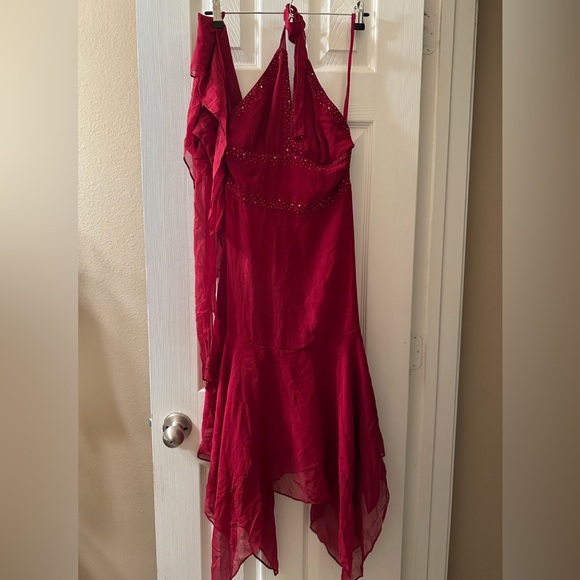 BCBG max Mara Dresses & Skirts - BCBG max Mara, gorgeous red dress